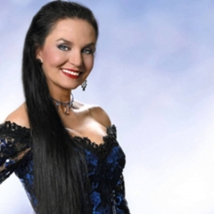 Crystal Gayle