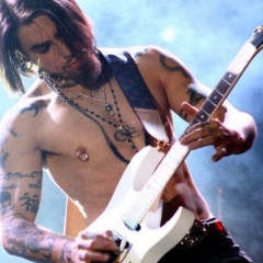 Dave Navarro