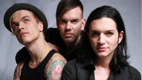 Placebo divulga cinco novos clipes