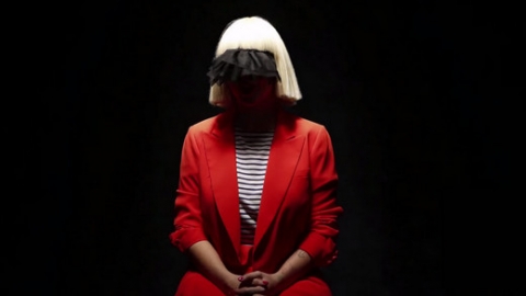 Ouça um trecho de "California Dreaming", novidade de Sia