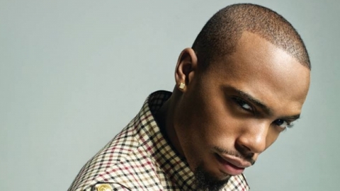 Ou&ccedil;a "Back And Forth", nova m&uacute;sica de B.o.B