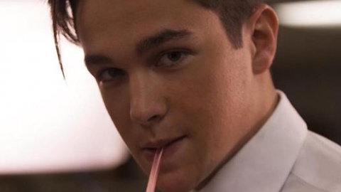 Austin Mahone divulga tracklist da mixtape "This Is Not The Album"