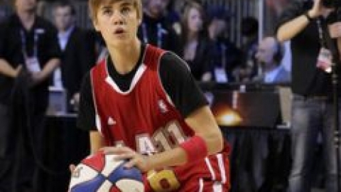 Entre no clima ol&iacute;mpico vendo galeria com &iacute;dolos da m&uacute;sica praticando esportes