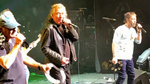 Brian Johnson do AC/DC canta "Money" com Robert Plant e Paul Rodgers. Veja!