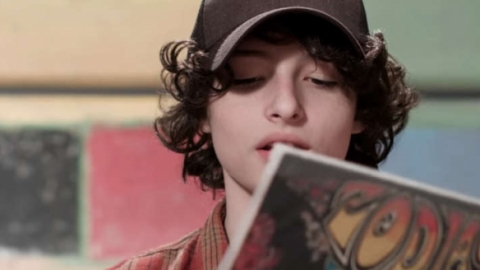 Veja que discos Finn Wolfhard de Stranger Things comprou na Amoeba Records em Los Angeles