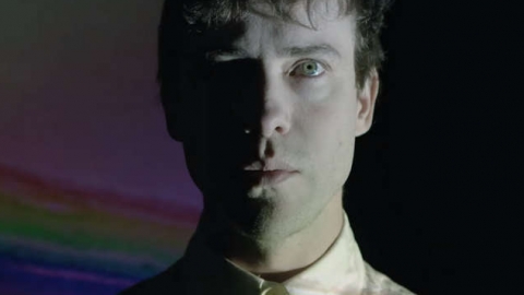 MGMT retorna com faixa influenciada pelo rock dos anos 80. Ou&ccedil;a "In The Afternoon"