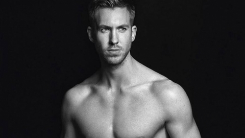 Suposta foto de Calvin Harris nu cai na internet e f&atilde;s reagem. Veja!