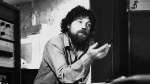 Morre o cantor e compositor cult Bill Fay. Músico tinha 81 anos