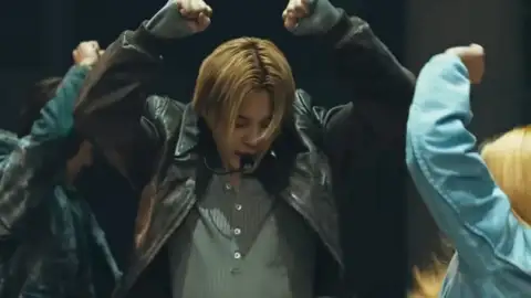 Jimin quebra recorde de PSY na principal parada musical da Billboard com o single "Who"