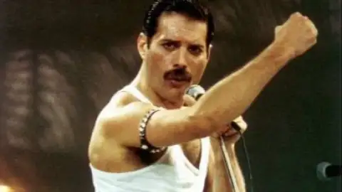 Mulher de 48 anos afirma ser filha secreta de Freddie Mercury em nova biografia