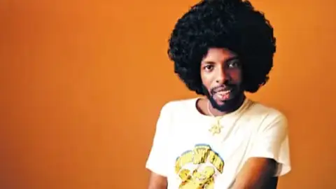 Sly Stone, pioneiro do funk americano, morre aos 82 anos