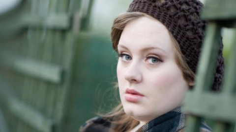 Can&ccedil;&atilde;o de Adele &eacute; uma das mais tocadas em funerais no Reino Unido