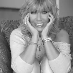 Maggie Macneal