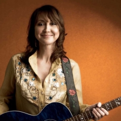 Pam Tillis