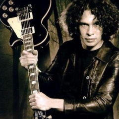 Ray Toro