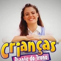 Crianças Diante do Trono