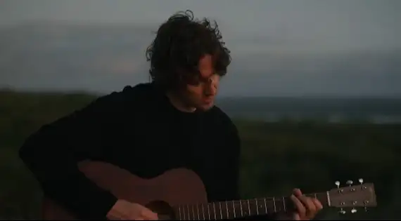 Veja o clipe da nova música, "I Am Getting Well", com a letra e a tradução!