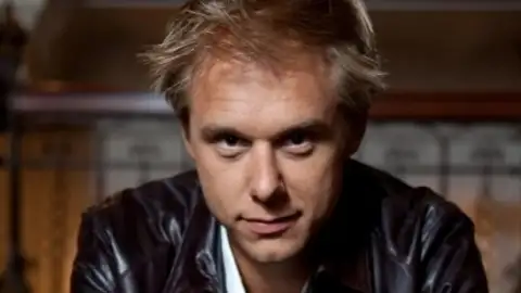 Veja tracklist do novo álbum de Armin Van Buuren