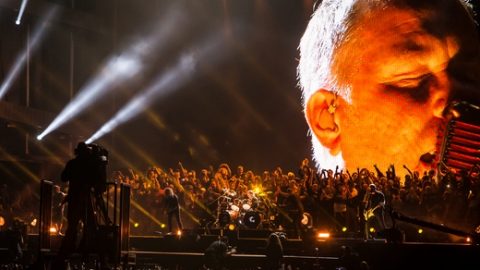 No Rock in Rio USA, Metallica faz show com 150 f&atilde;s no palco. Veja!