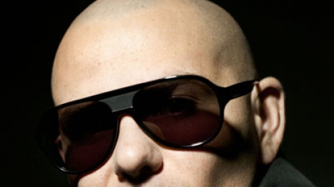 Pitbull lan&ccedil;a m&uacute;sica nova em parceria com T-Pain e Sean Paul: "Shake Se&ntilde;ora"