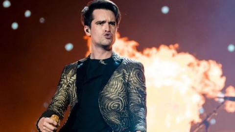 Brendon Urie, do Panic! At The Disco, dispara contra Trump: "Pare de tocar a minha m&uacute;sica"