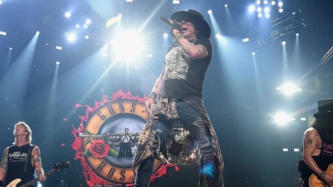 Guns N' Roses lançam "Hard Skool". Ouça a versão definitiva da música!