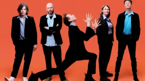 Franz Ferdinand lança "The Human Fear". Ouça o novo álbum dos escoceses com as letras!