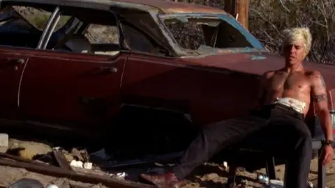 10 curiosidades sobre "Scar Tissue" do Red Hot Chili Peppers