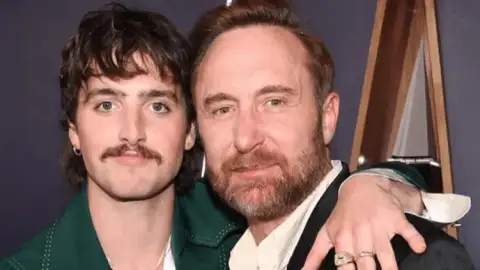 American Music Awards 2025: Veja as fotos do tapete vermelho