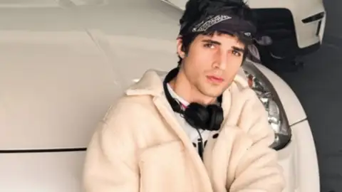 Fiuk desmente rumor de que teria tentado invadir camarim de Travis Scott no The Town